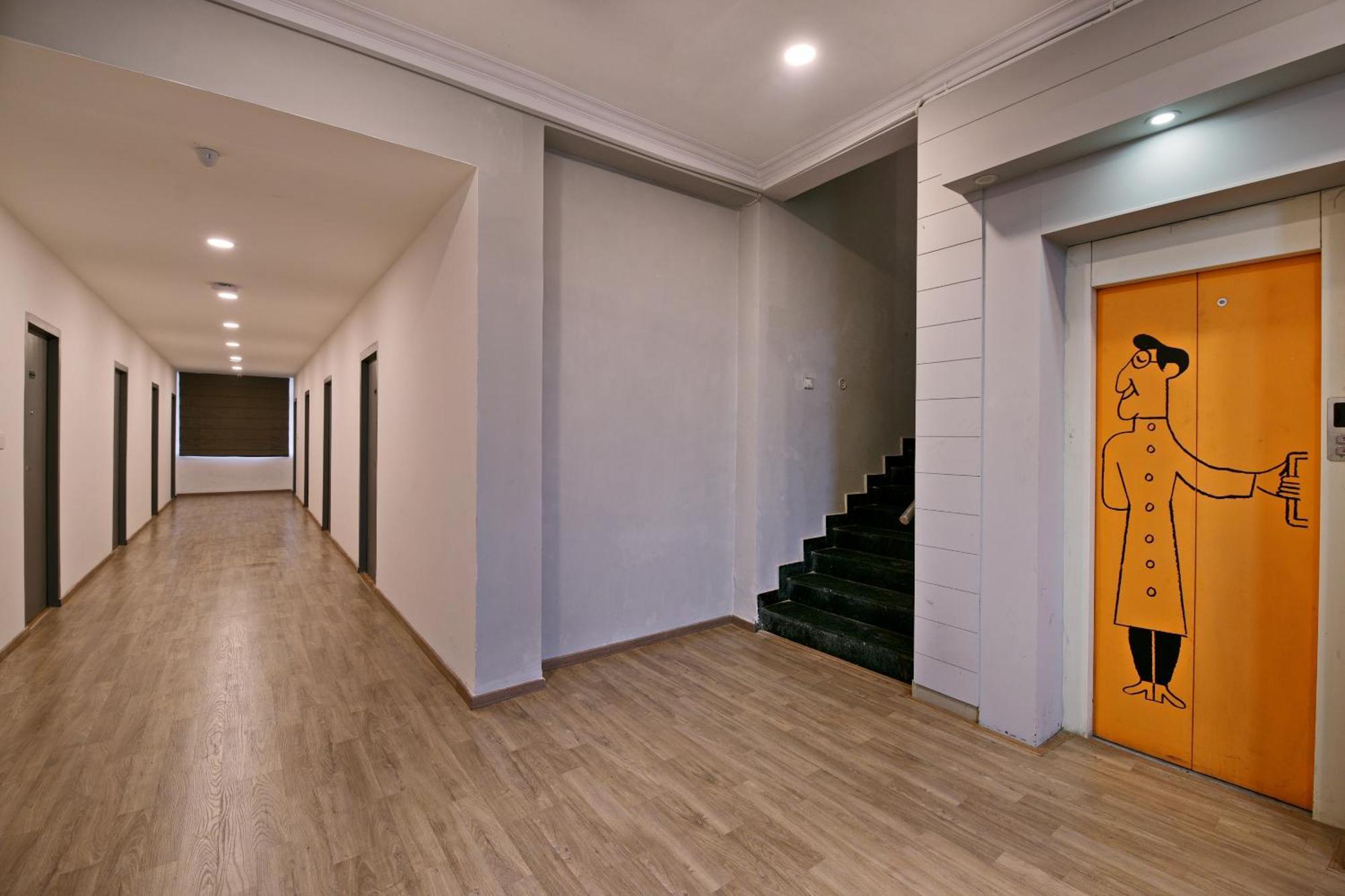 Townhouse Function Inn Near Chaudhary Charan Singh International Airport 러크나우 외부 사진