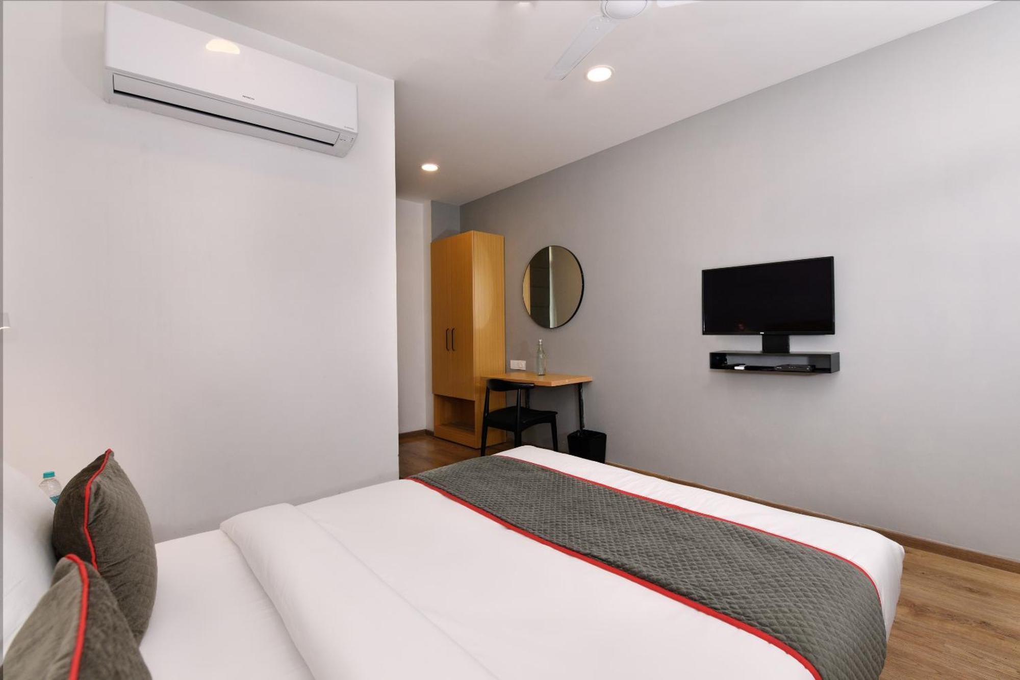 Townhouse Function Inn Near Chaudhary Charan Singh International Airport 러크나우 외부 사진