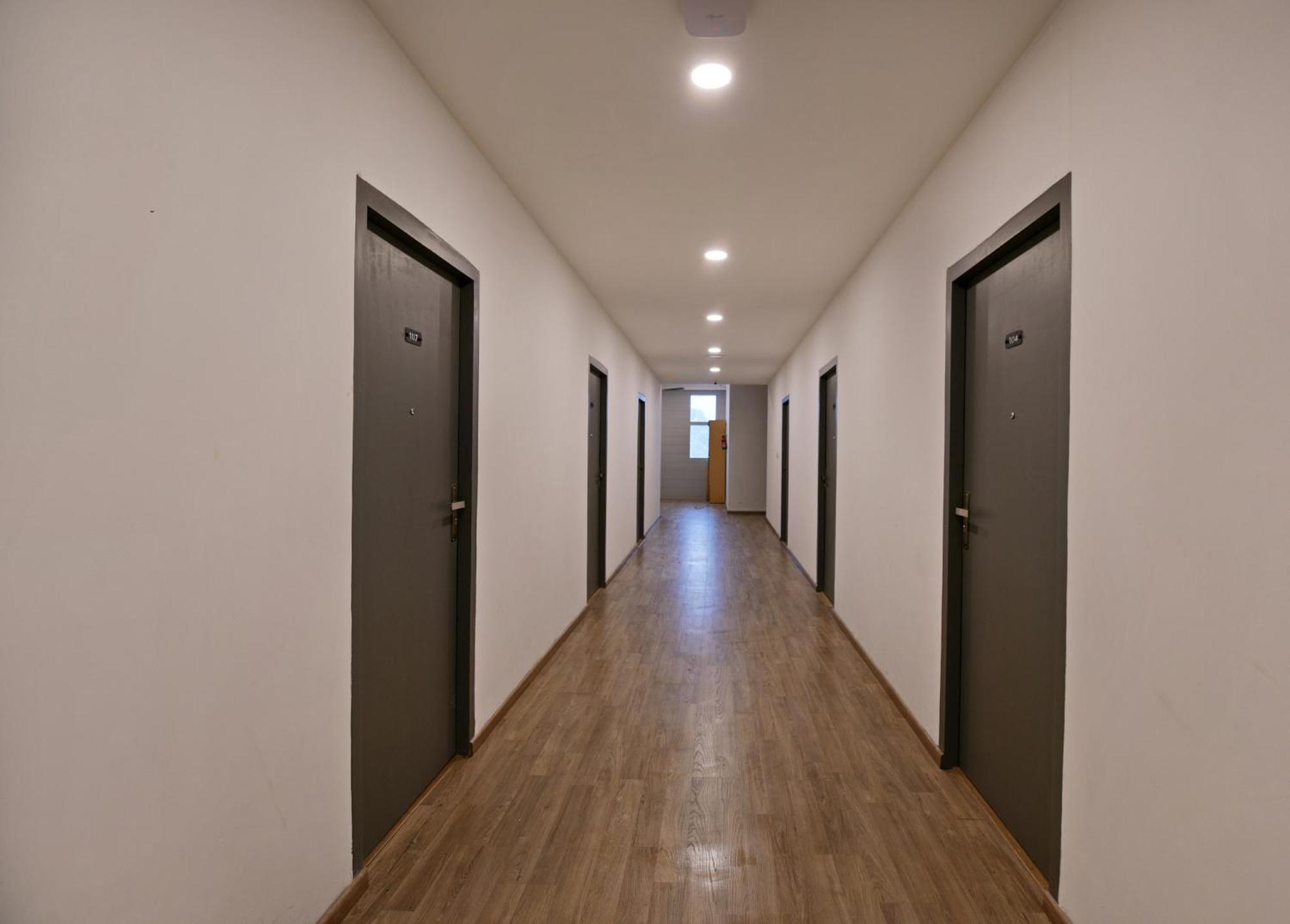 Townhouse Function Inn Near Chaudhary Charan Singh International Airport 러크나우 외부 사진